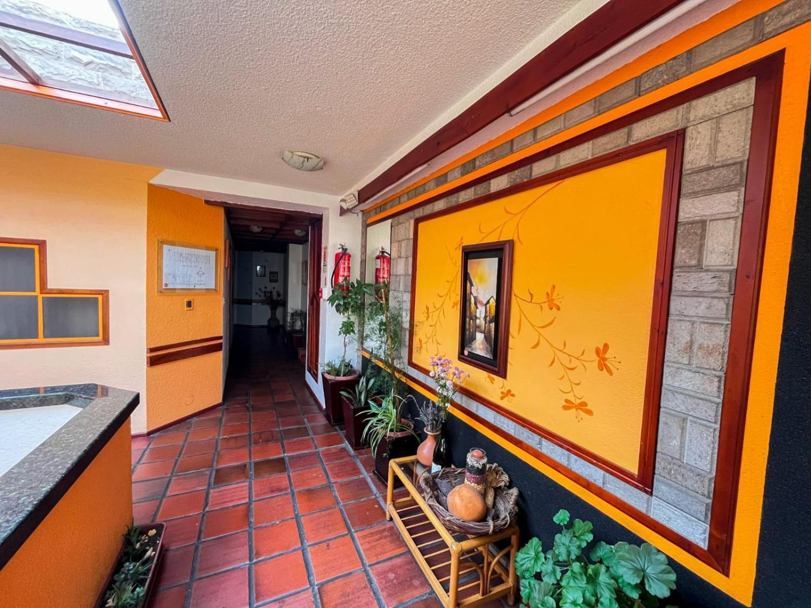 Hotel Rodelu Latacunga Extérieur photo
