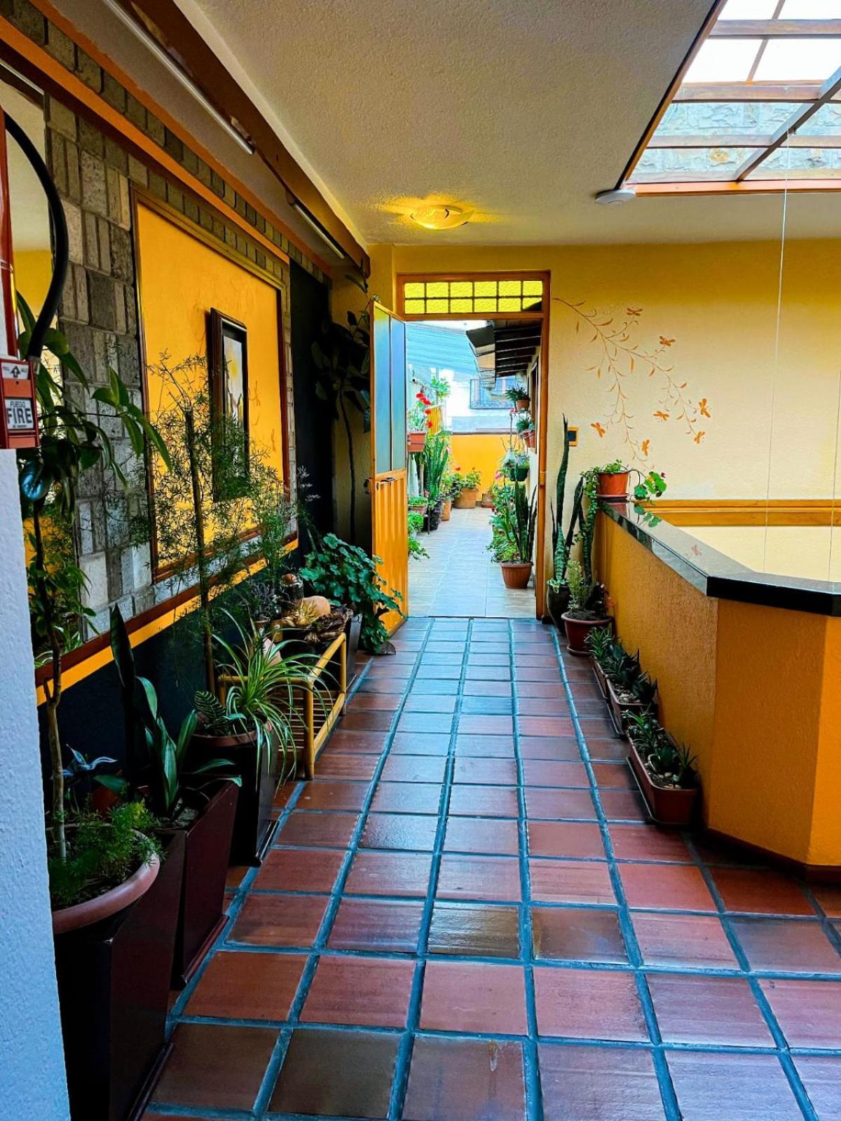 Hotel Rodelu Latacunga Extérieur photo